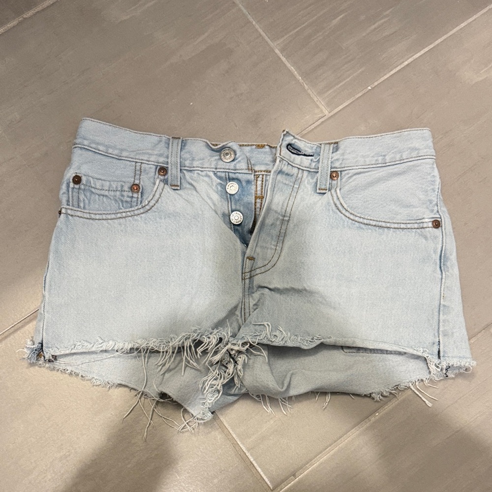 Light Blue Denim Women Shorts Levi’s 501s